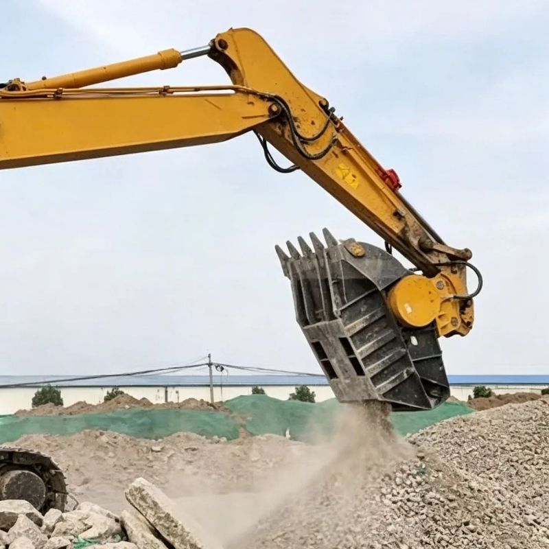 Heavy Equipment With Bucket - 암반 굴착기 크러셔 버킷 유압 콘크리트
