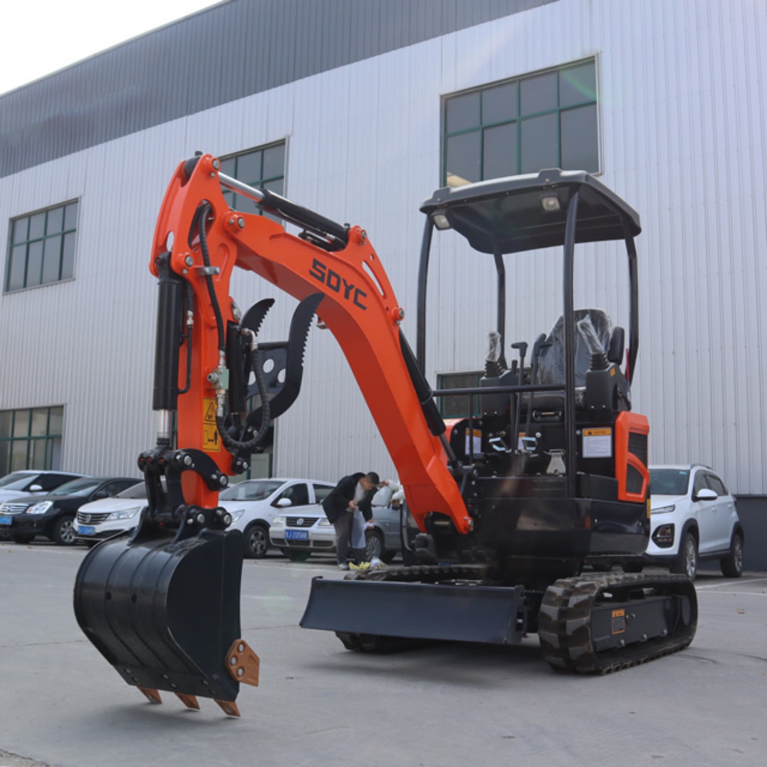 맞춤형 유압 크롤러 굴삭기 CE EPA 유로 5 중장비 - Heavy Equipment Landscaping 리뷰 및 가격